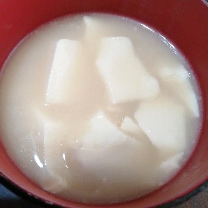 豆腐入り豆乳スープ